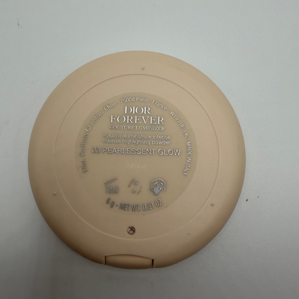 Dior Forever Couture Luminizer 03 Pearlescent Glow Highlighting Powder Beige - Picture 3 of 3